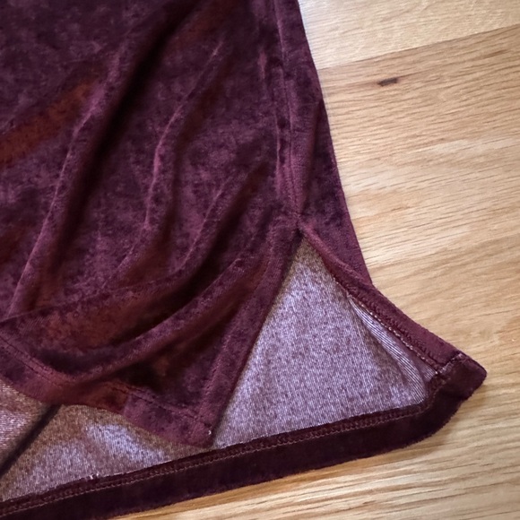 Michael Stars V-neck Velour Tee - Picture 3 of 5